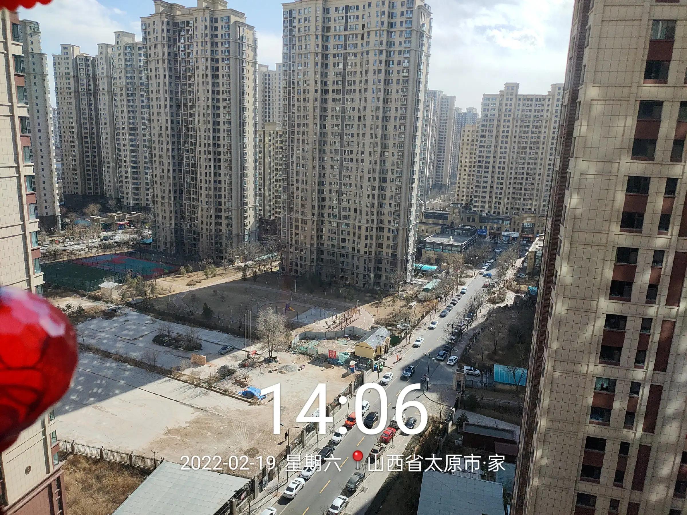 拍照记录了家里一天的采光，说说我的感受