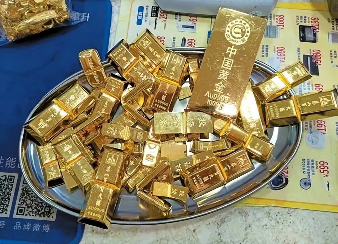 机场保洁大妈捡纸箱被判无期,保洁大妈捡破纸箱被判无期