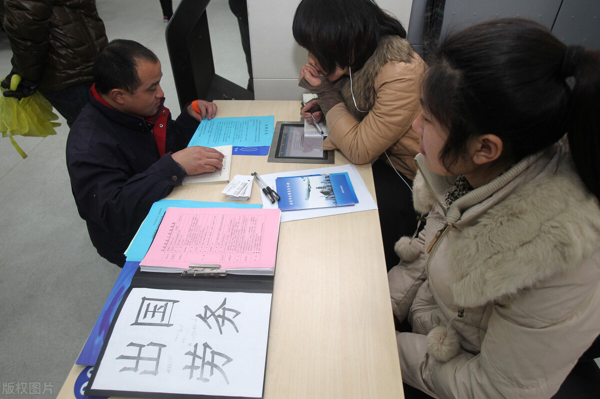 捡垃圾一天赚一万要交税吗,捡垃圾一天赚1000