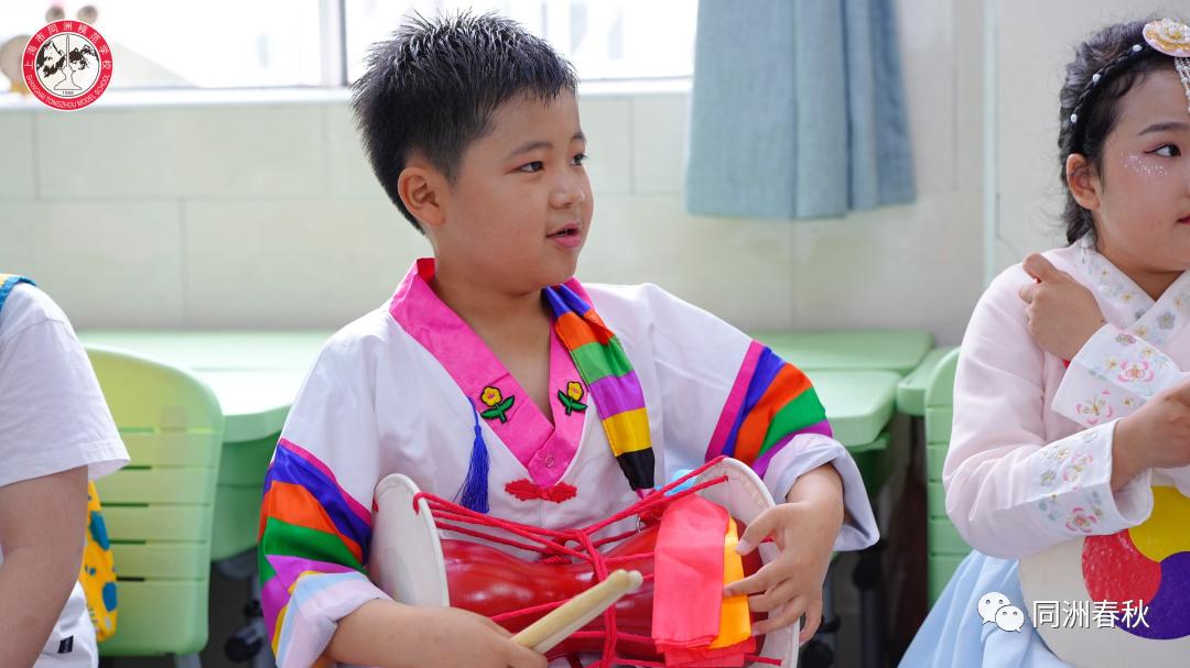 首届56个民族服饰创意大赛,五十六个民族服饰展介绍