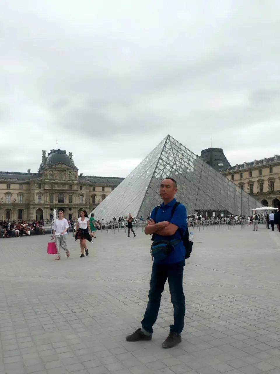 法国巴黎：景点美食购物艺术浪漫