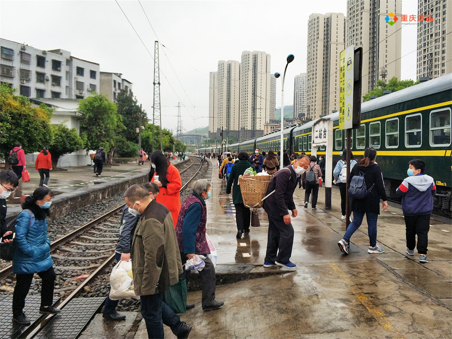 比菜园坝火车站更破旧,被遗忘的重庆南站,如今只剩下一个小卖部