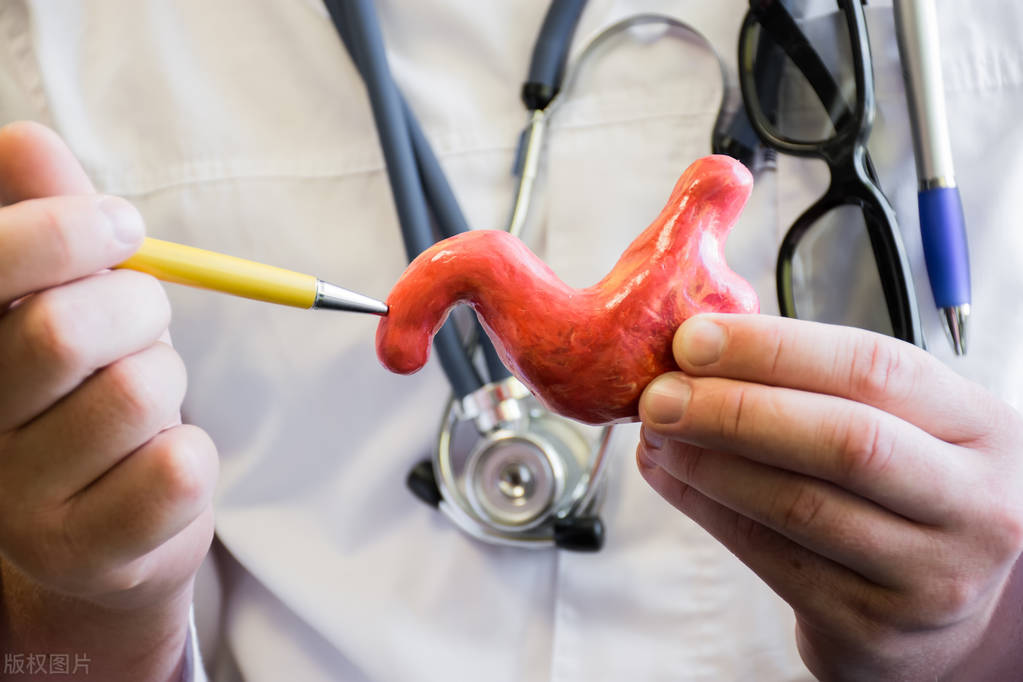 再三提醒：十二指肠溃疡时，身体会发出这种求救信号，别太晚知道