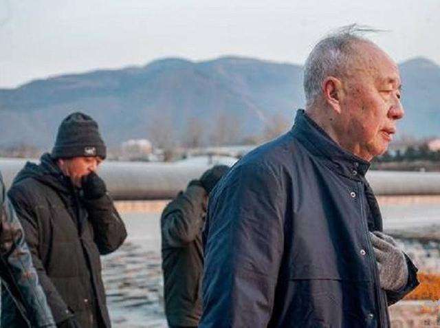 中国倒爷最近视频,中国第一倒爷用积压罐头换飞机