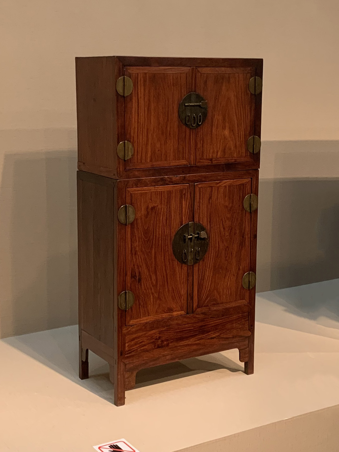 2024年黄花梨棋盘拍卖价格,黄花梨老盘子拍卖价格