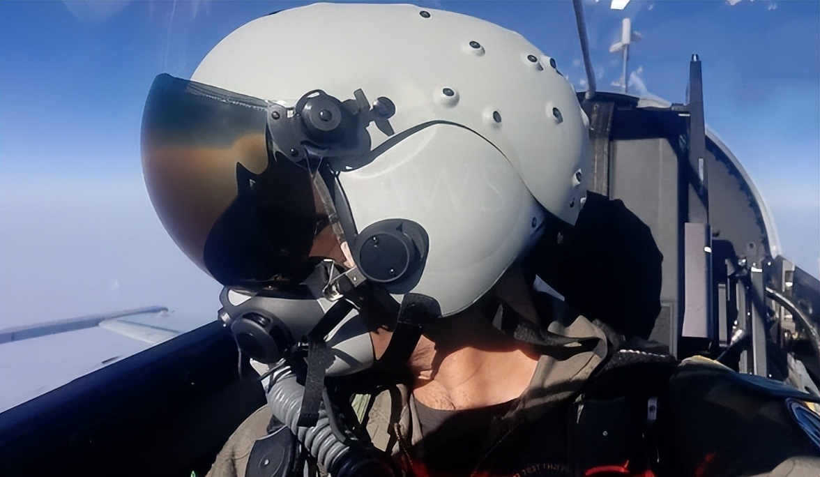 印度面临压力,巴基斯坦枭龙战斗机和印度对比