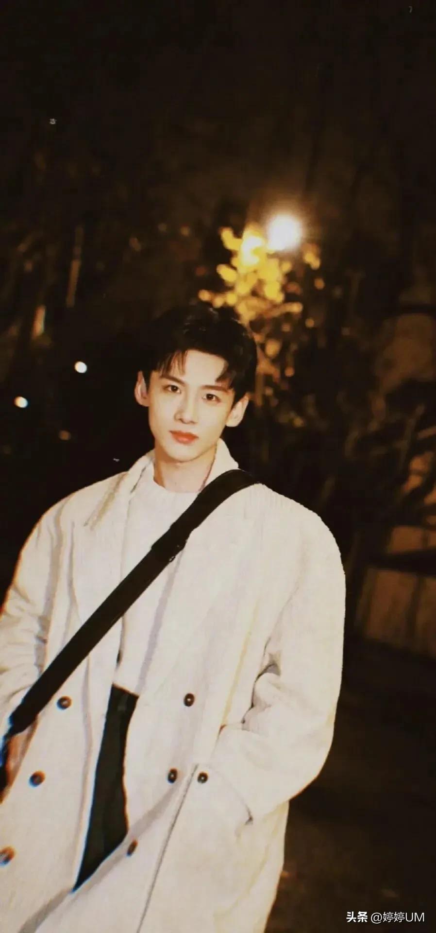 永恒闪耀特利迦超帅壁纸,索隆超帅壁纸高清无水印