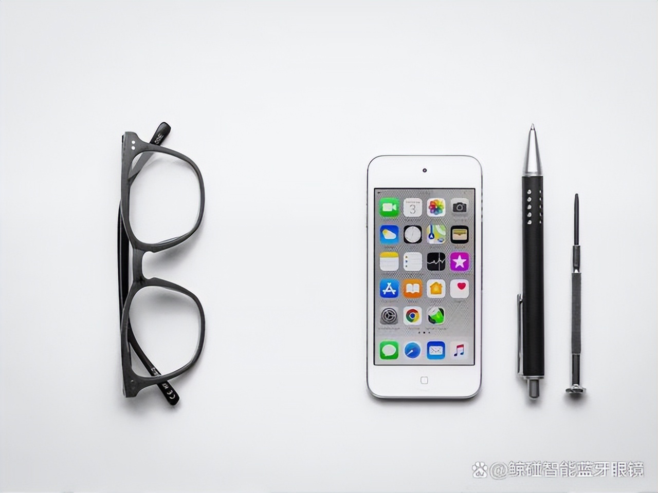 如何将眼镜镜片取出来,黑框眼镜怎么取出镜片