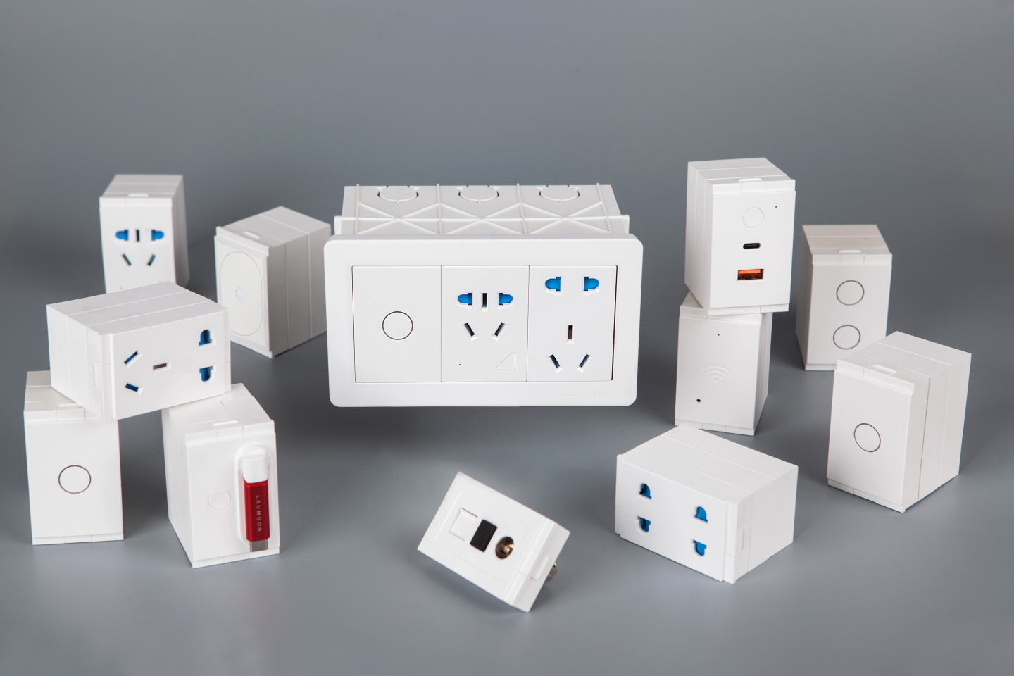 墙壁开关及插座的各种类型,现在装修流行什么开关插座