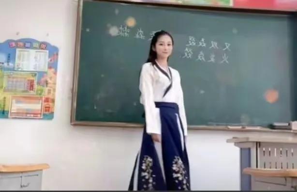 用身体讲课的老师，总是让你铭记终生