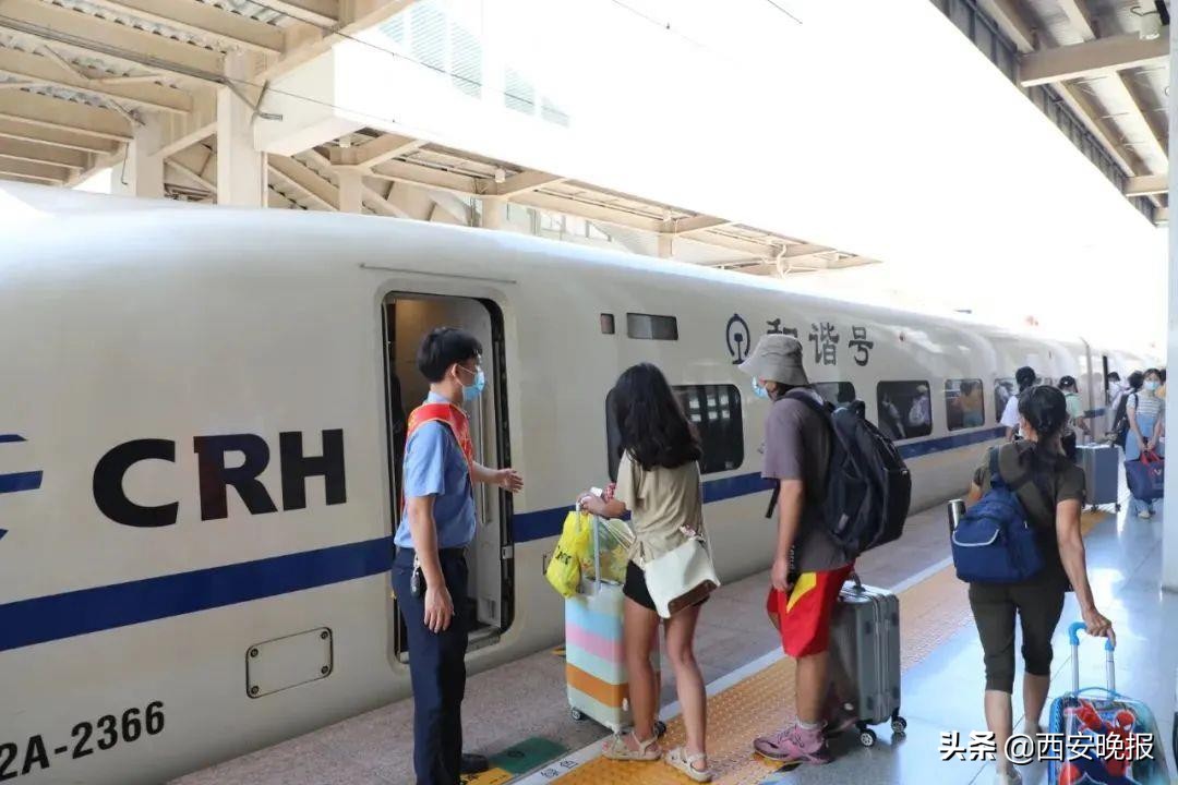 坐火车中途下错站了怎么办,坐火车上错车次怎么办