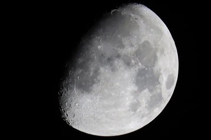 摄影小白需要买哪些装备,摄影小白买多少钱的相机