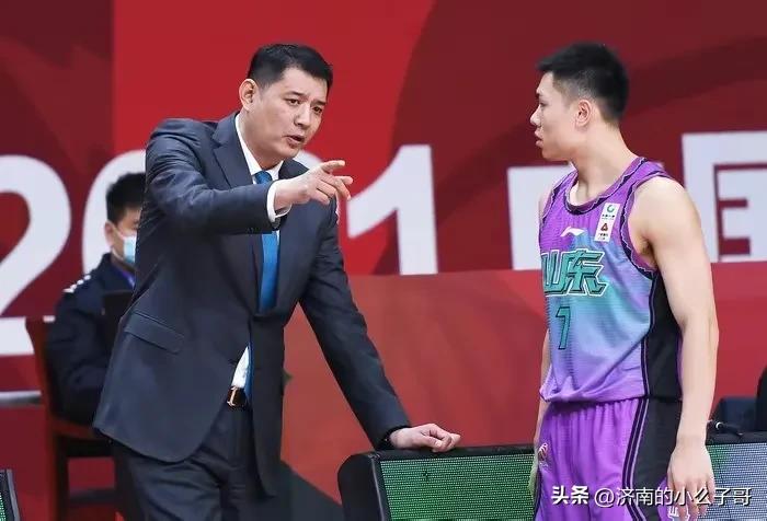 杨毅采访巩晓彬完整版,杨毅采访巩晓彬完整视频