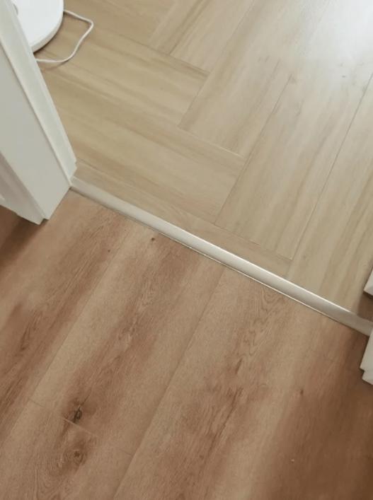 现在装修还流行木地板吗,地面装修新型材料有哪些