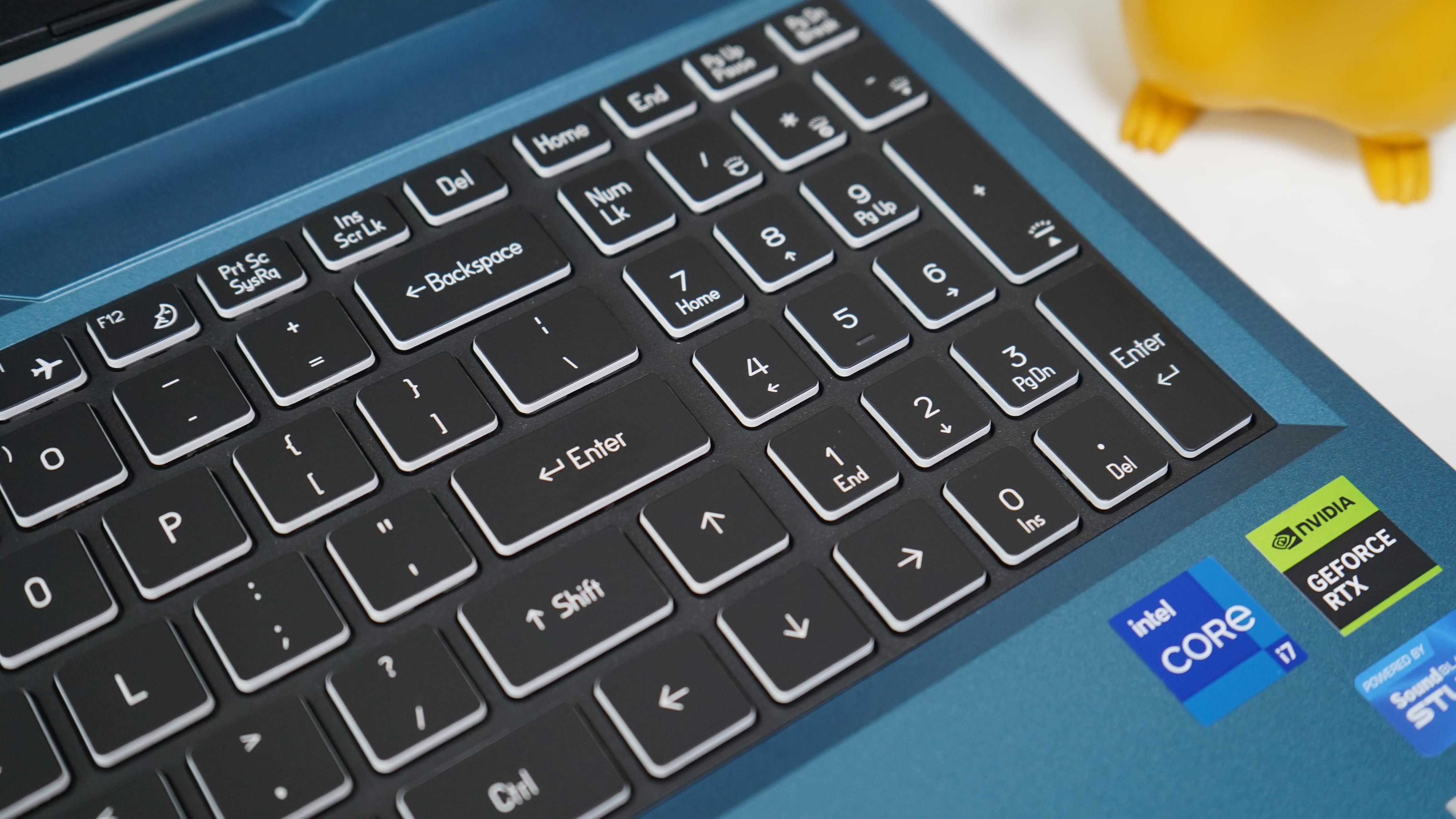 性价比高的大屏游戏本5000到6000,7-8千最好的17.3英寸游戏本推荐