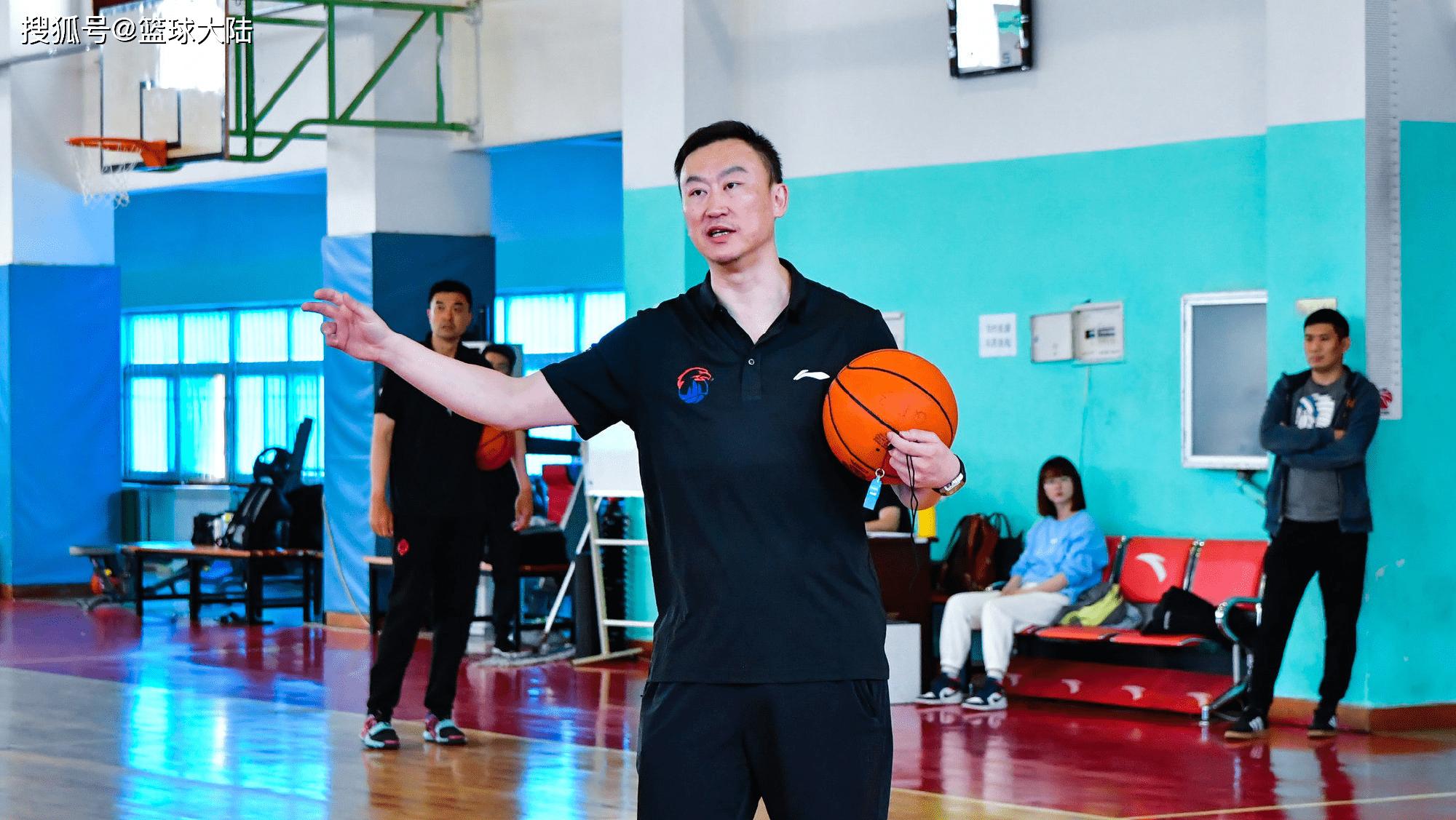 cba丁伟签约了吗,cba山西队主教练丁伟为何离职