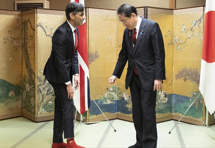 以军持续无差别轰炸,以军发动“最猛烈”轰炸