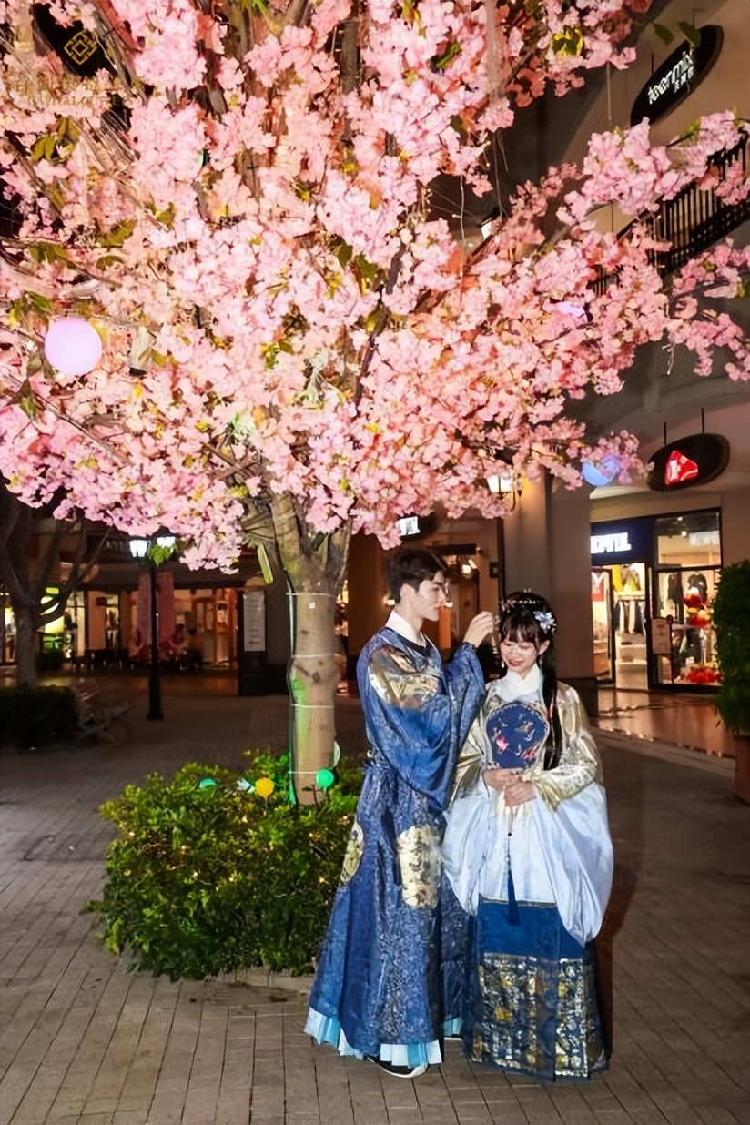 首创奥特莱斯狂欢节,首创奥特莱斯团购券800抵1000