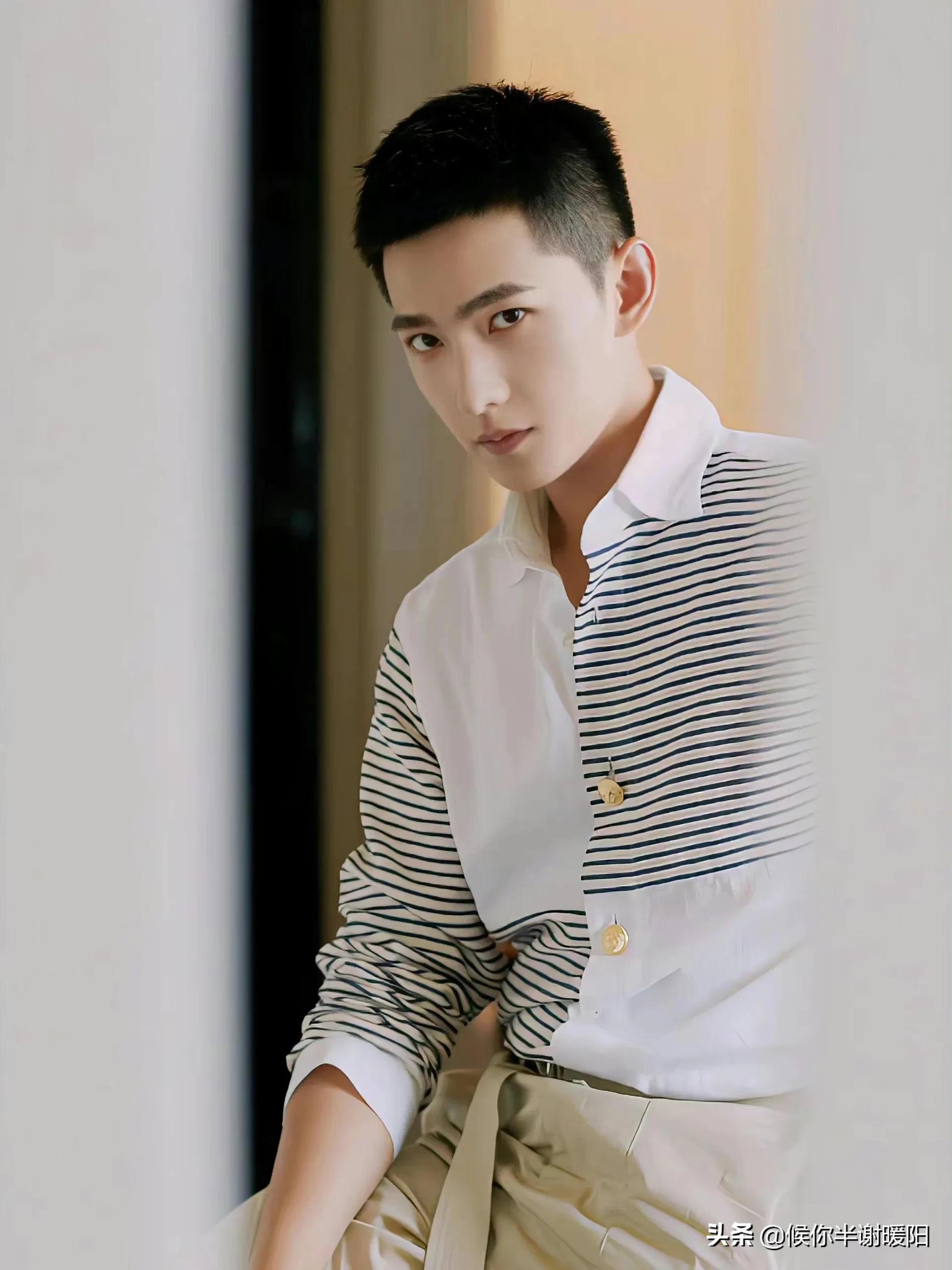 寸头男明星朱一龙,朱一龙肖战最帅的照片