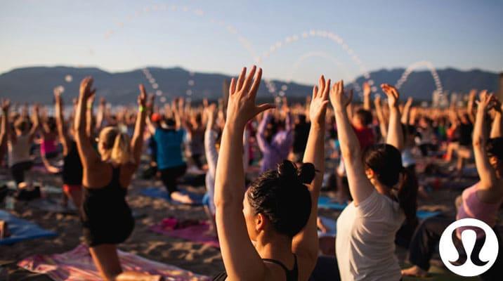 一条瑜伽裤解决千难万难,长期穿瑜伽裤会怎样