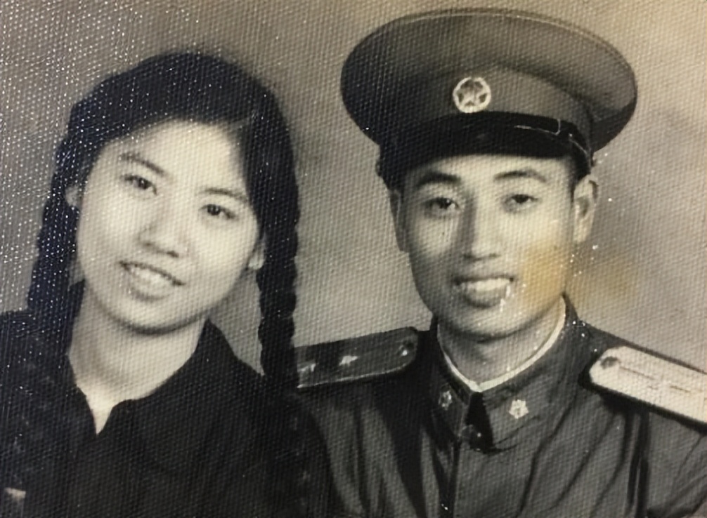 铁 路 情 缘 作者：铁二代 卢州