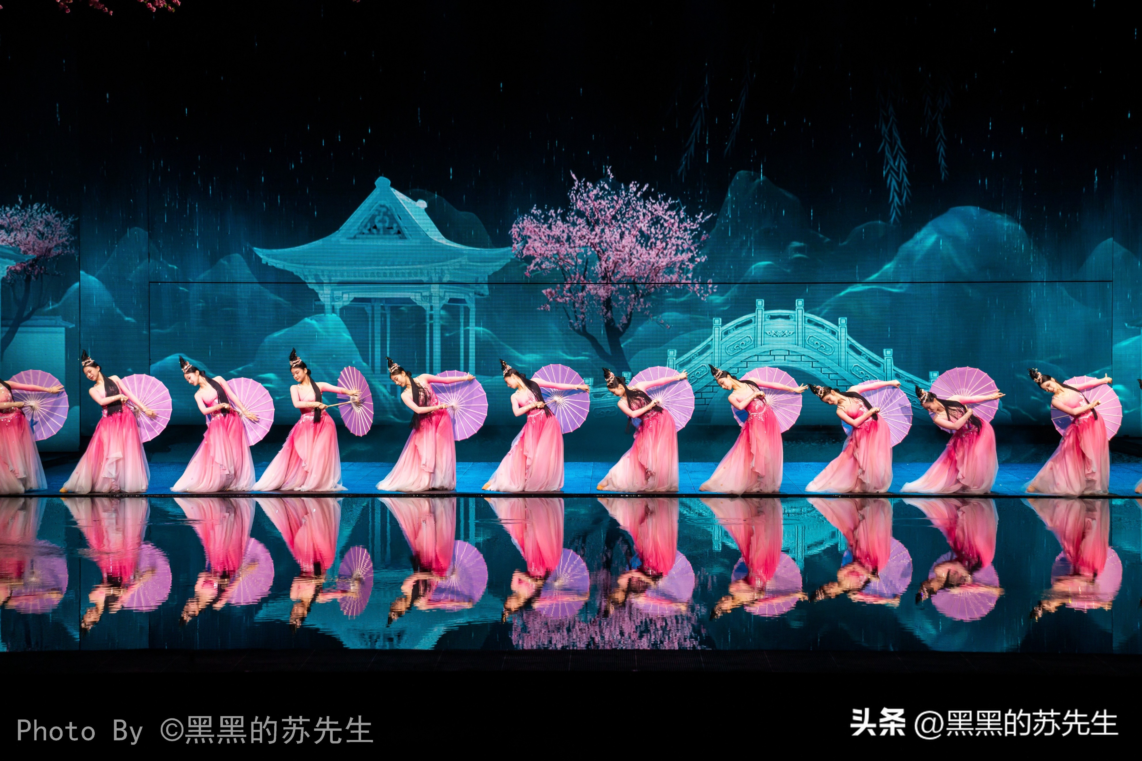 上海千古情老上海,穿越到70年代上海千古情景区