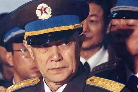 欲购新式战机，苏联用比拼喝酒刁难中方，林虎将军：把苏联人喝翻
