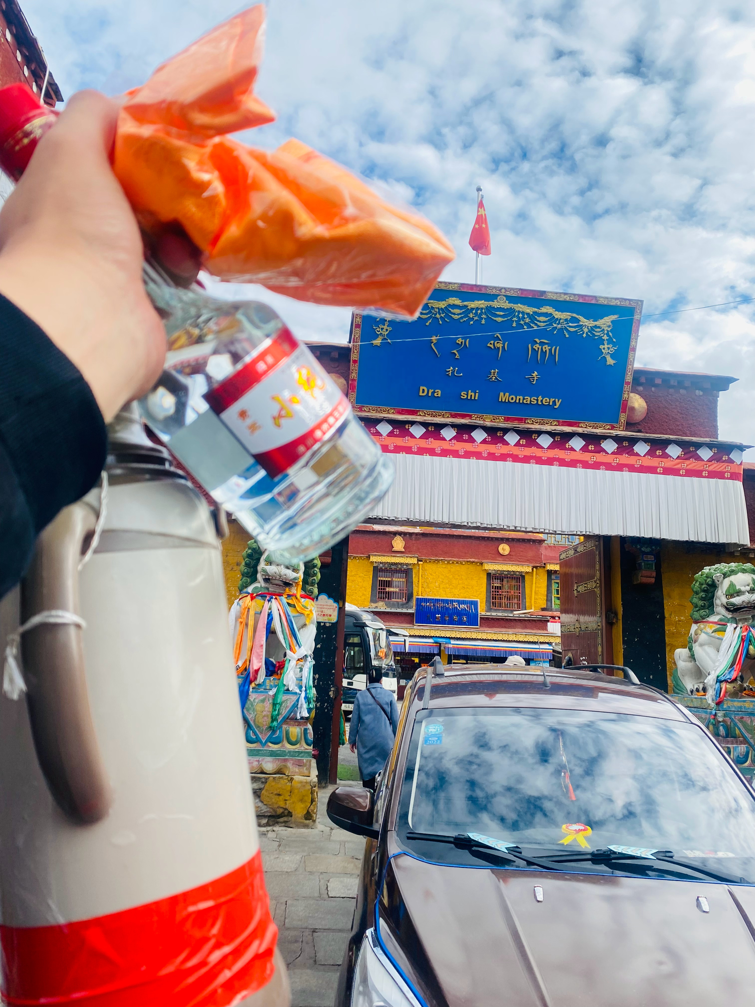 拉萨的什么寺最出名,拉萨有几个最重要的寺庙