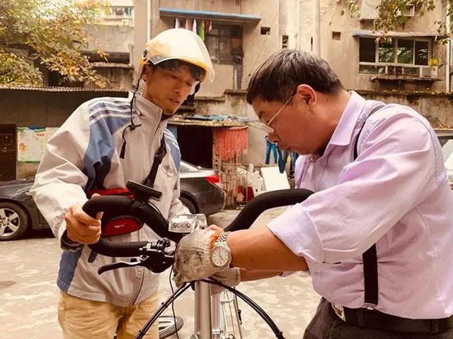 自行车发明人谢勇,谢勇新型自行车