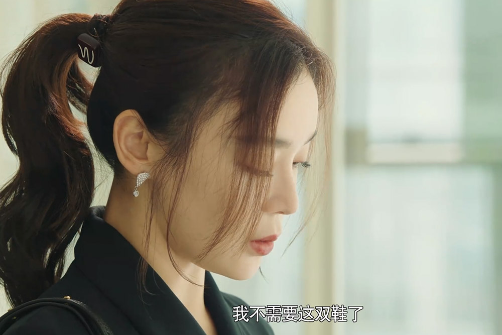 妻子的新世界当众出丑,妻子的新世界穿红高跟鞋第几集