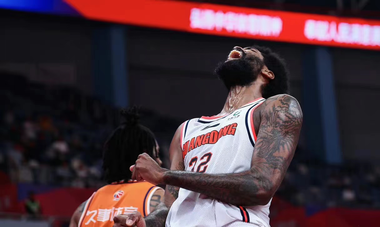 广东宏远胡明轩最新消息,广东宏远赛后发布会球员胡明轩