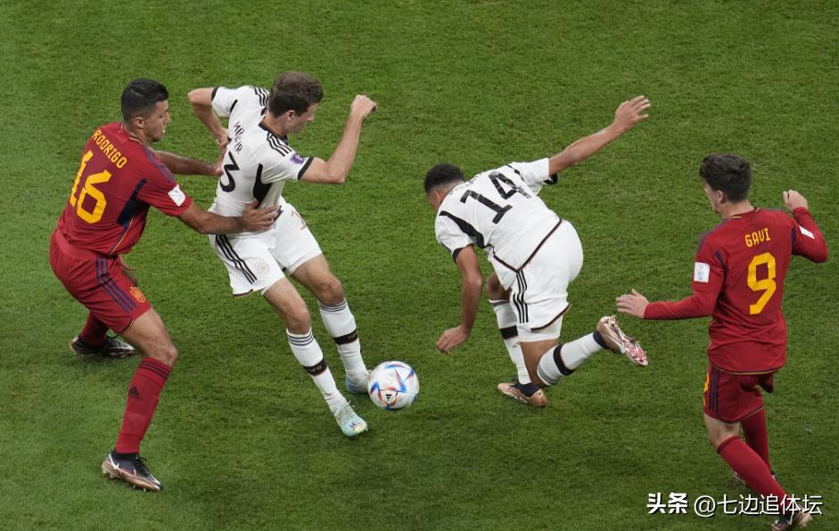 德国队1-1逼平西班牙队回放,德国2-0法国弗里克