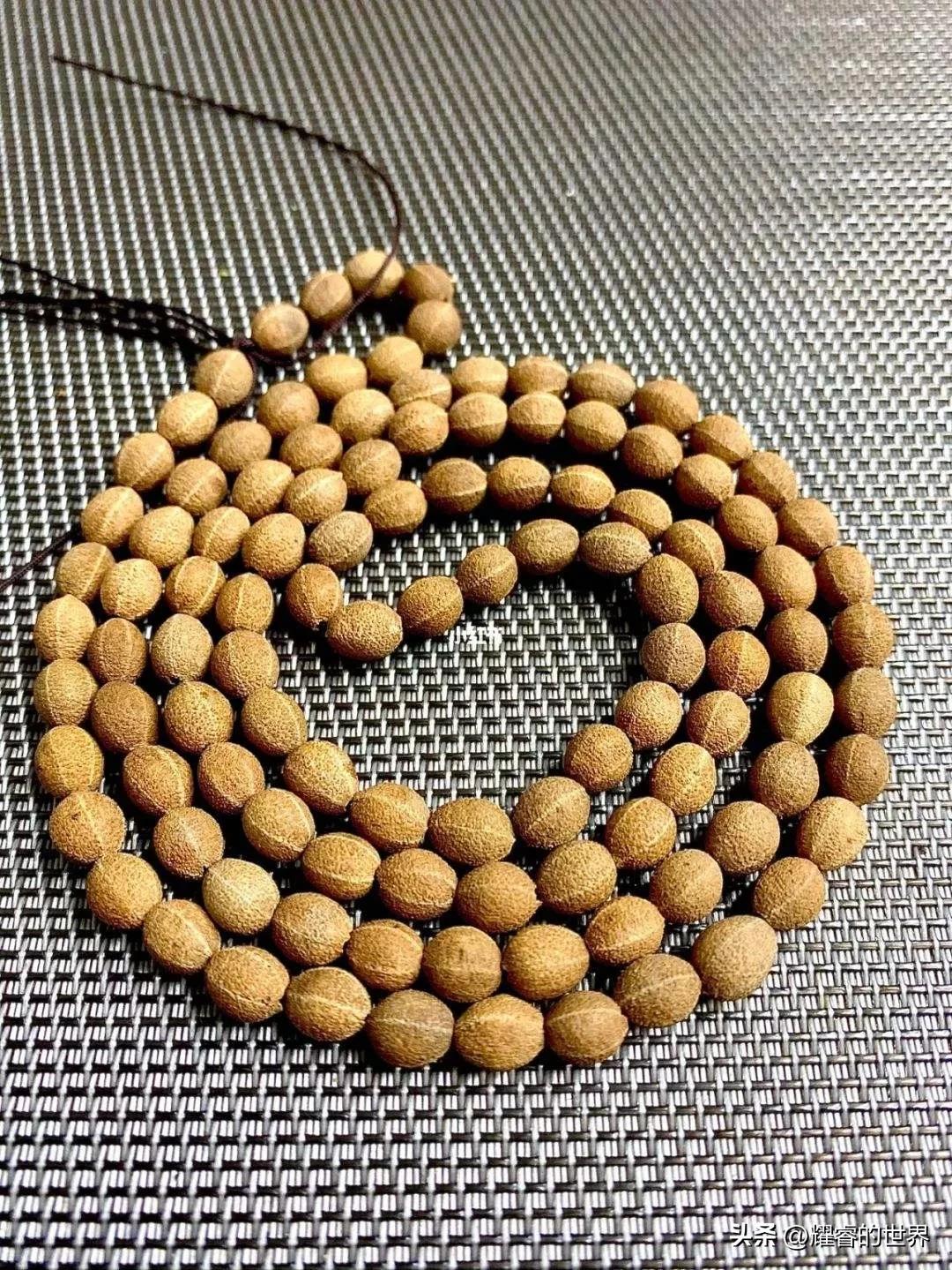 五线菩提手串戴法,菩提佛珠的各种搭配