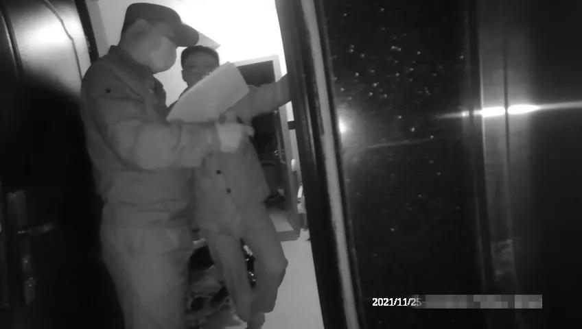 鏉庨app鐮磋幏,鐢峰瓙鍗婂鐜╂父鎴忚瀵熸壘涓婇棬