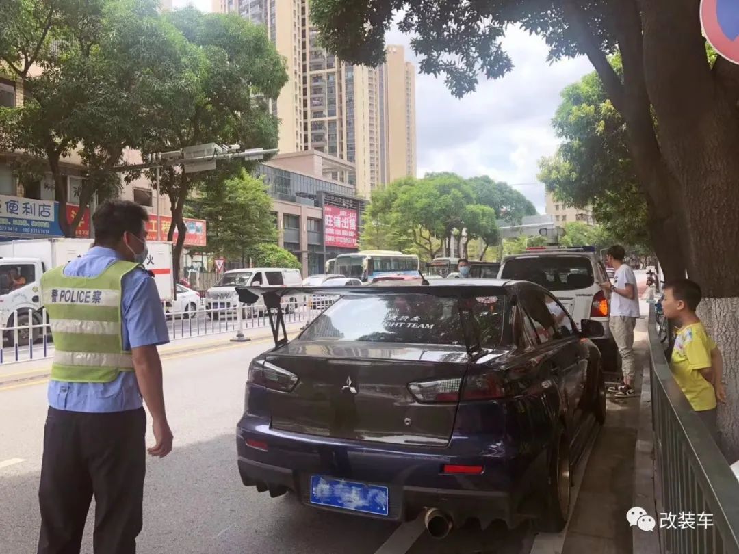 三菱翼神各个配置图片,翼神移植4b11t和evo10