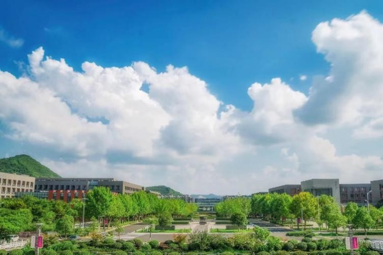 揭秘！为何选择*京大南**学苏州校区？七大报考理由，多数人难以拒绝！