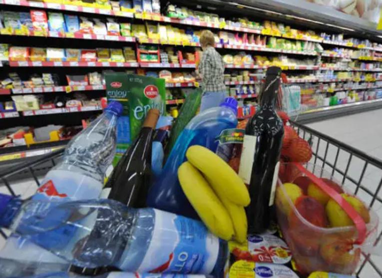 影响消费者购买行为的主要因素有,哪些因素在影响消费者的购买行为