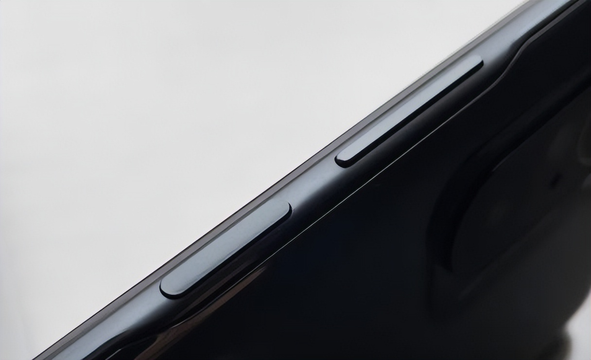 红米k40游戏增强版对比iqooneo5,红米k4012.5.19.0系统建议升级吗