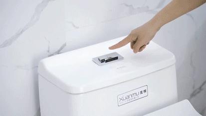 卫生间里撒一把食盐真是太聪明了,卫生间里撒把盐一年能省不少钱