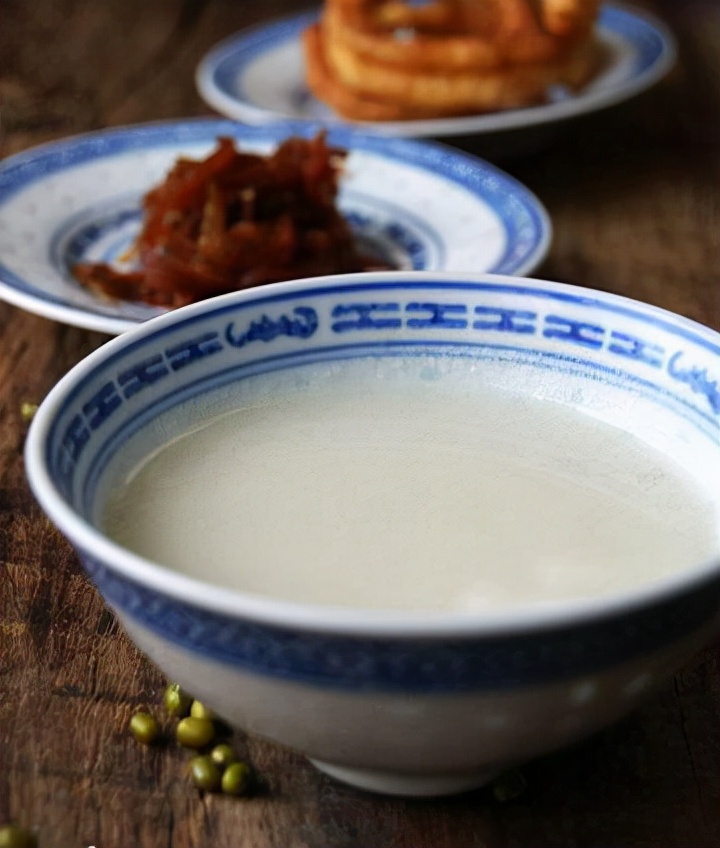 一碗正宗螺蛳粉能赚多少钱,螺蛳粉爆火背后的商业模式