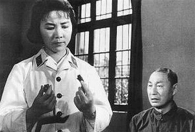 英雄儿女王芳晚年状况,演英雄儿女的王芳现状