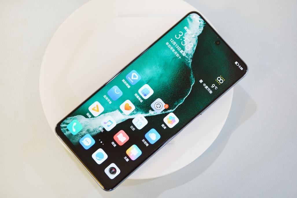 推荐一款荣耀手机性价比高的,荣耀系列最值得买的手机推荐最新