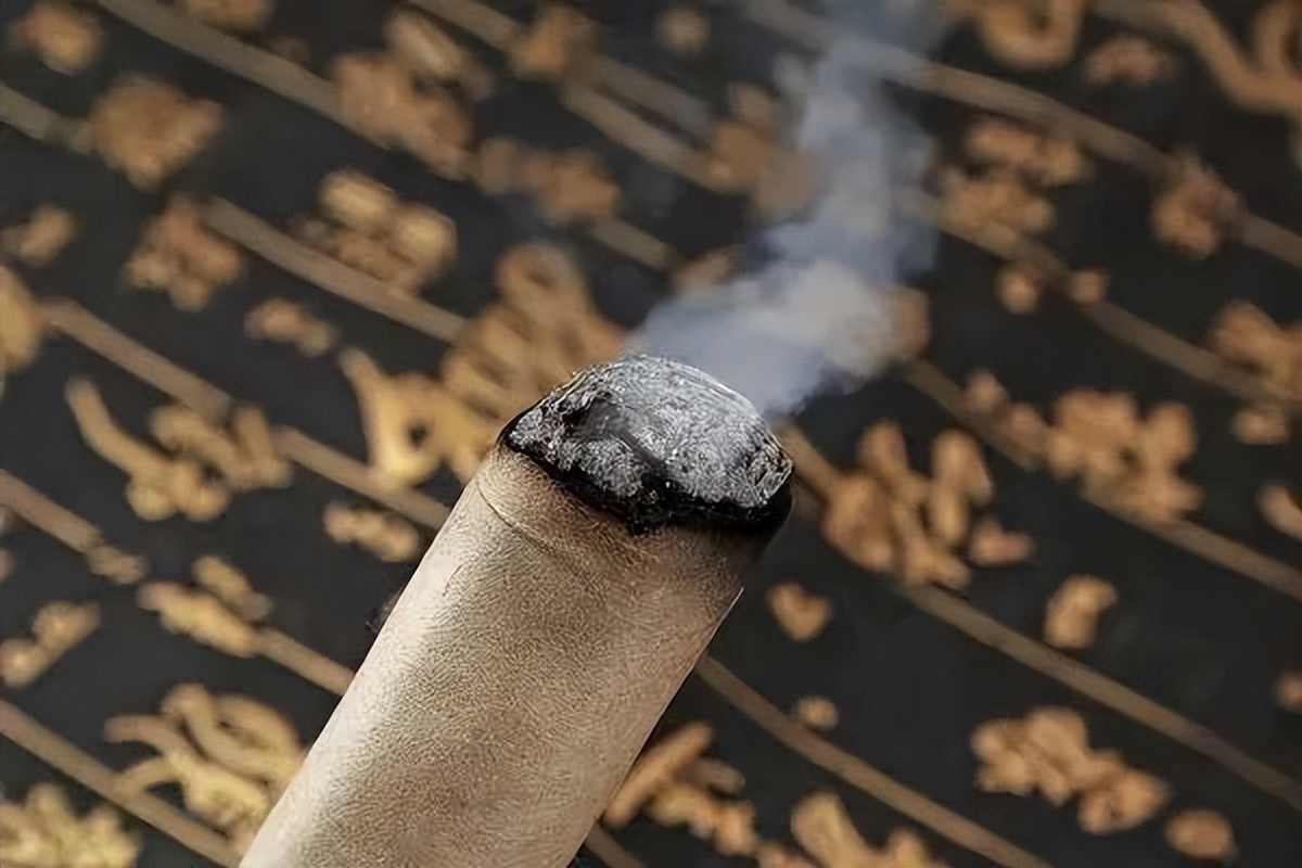 女性宫寒中医按摩,中医治疗女性宫寒