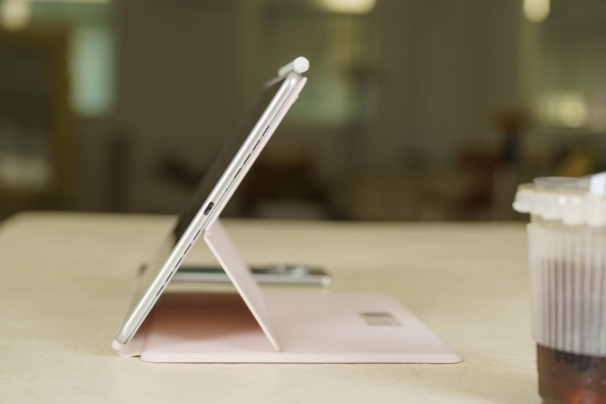 华为huaweimatebooke值得入手吗,华为matebooke和matebook13s对比