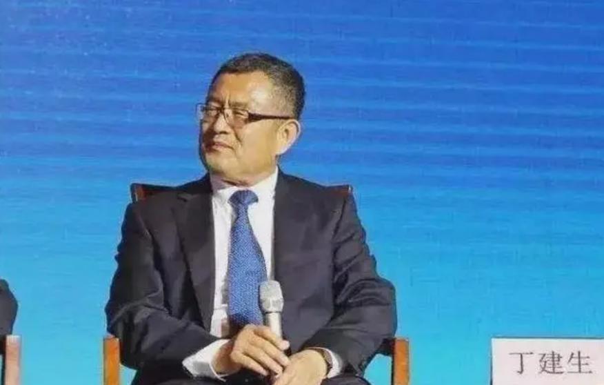 万华化学竞争力分析,丁建生持有万华化学多少股票