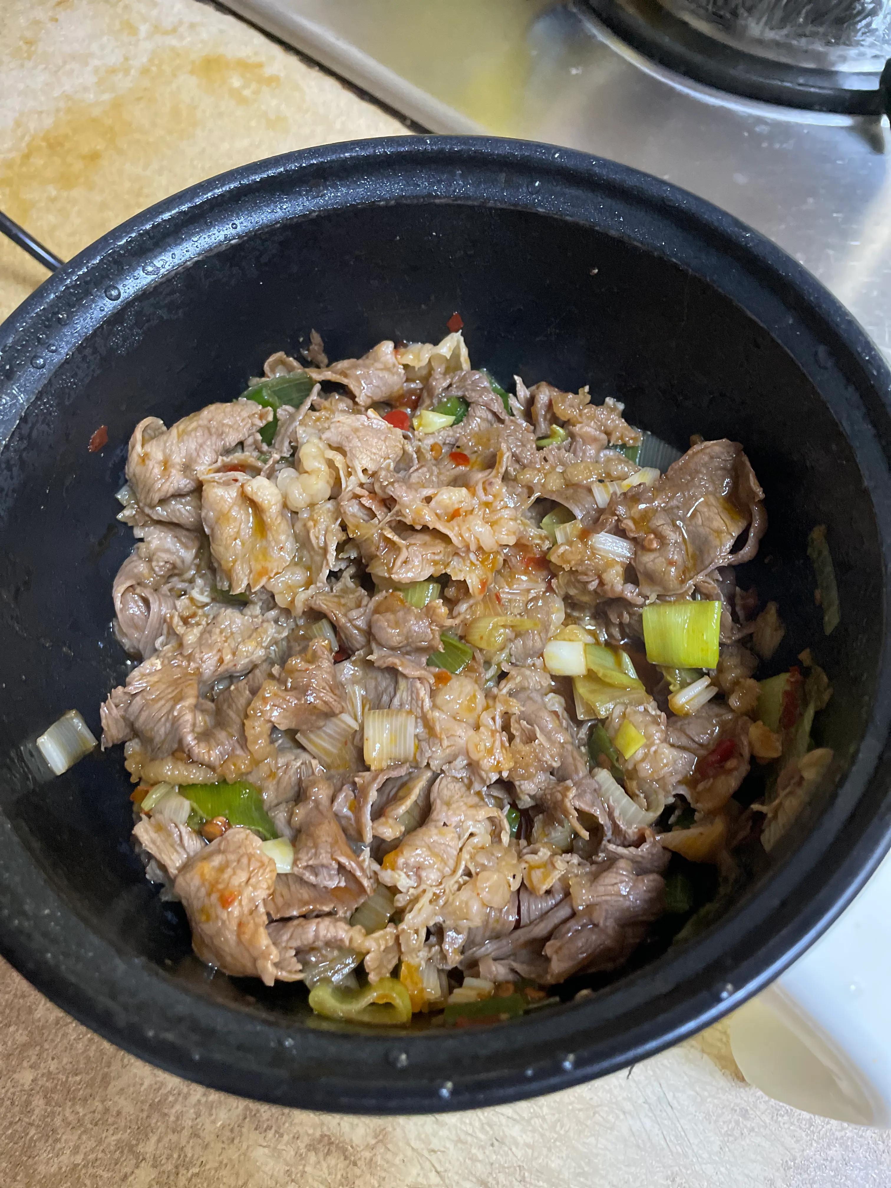 新加坡不能自己在家做饭吗,在新加坡自己做饭还是外面吃便宜