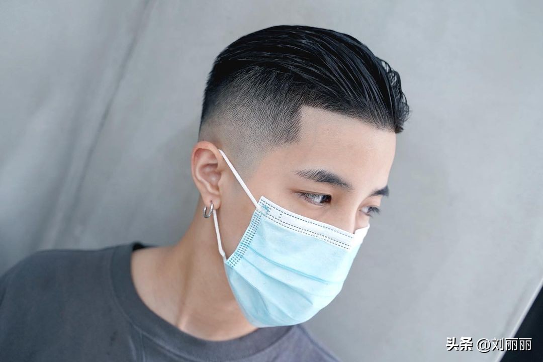 欧美短发型2021流行男士发型,40岁男士发型2021流行发型