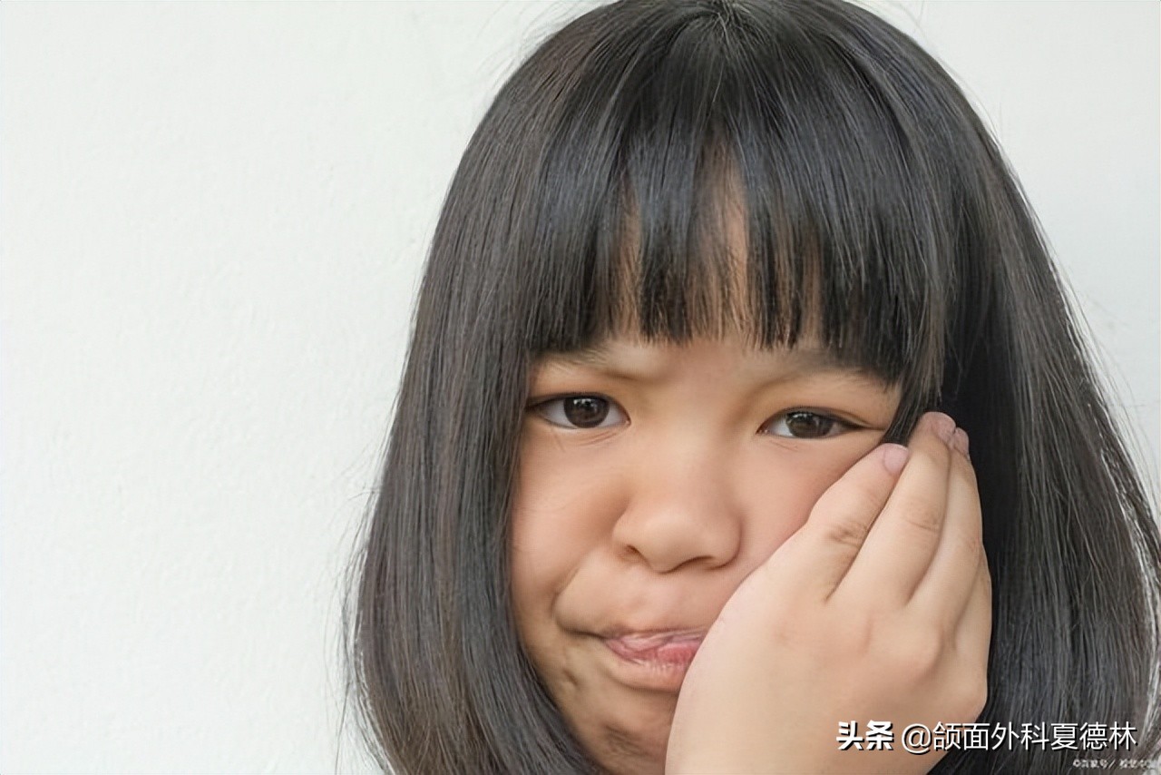 歪下巴正颌手术,颞颌关节紊乱下巴歪复位