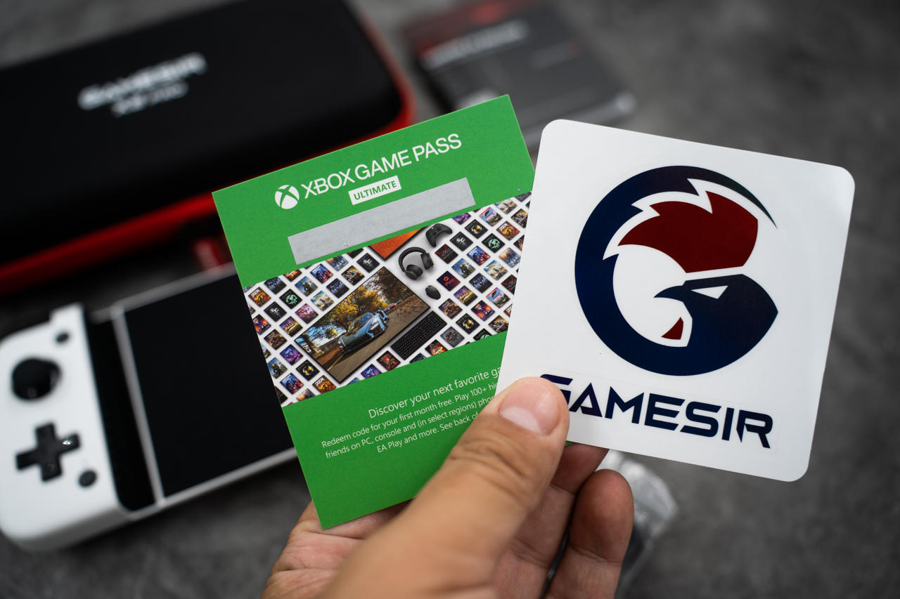 微软官方授权的第三方手柄百元,手机变微软手柄