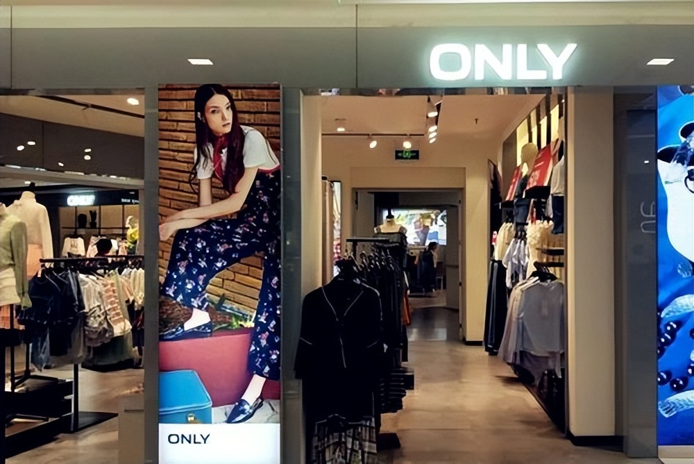 杰克琼斯上黑榜,杰克琼斯被ko视频